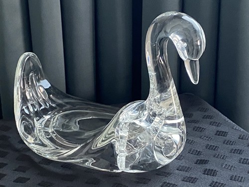 Vintage Lucite klare Schwanenfigur 9"" x 5,5"" x 6,25"" hoch - Bild 3 von 8