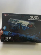 2017 2001 Space Odyssey 1:55 Scale Moon Bus Model Kit Moebius 2001-1 SEALED!