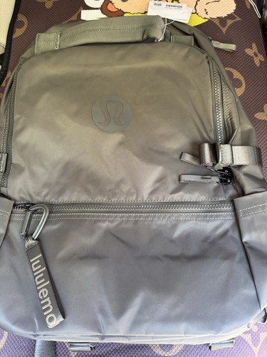 Lululemon Rucksack Crew 22L Nomad Grey