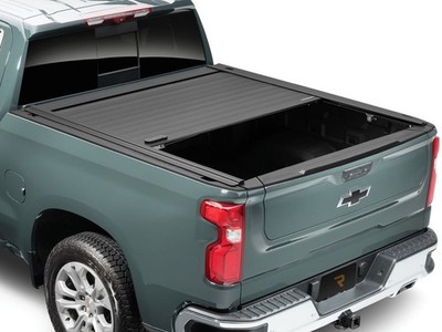 RetraxPRO MX Retractable Tonneau Fits 20-26 Silv/Sra 2500 6'9'' Bed w/o Cut Outs
