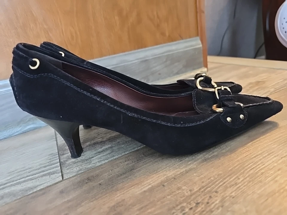 Zapatos de salón The Original Car de gamuza con tacón de gatito punta hebilla negra talla 37 Foto 2 de 4