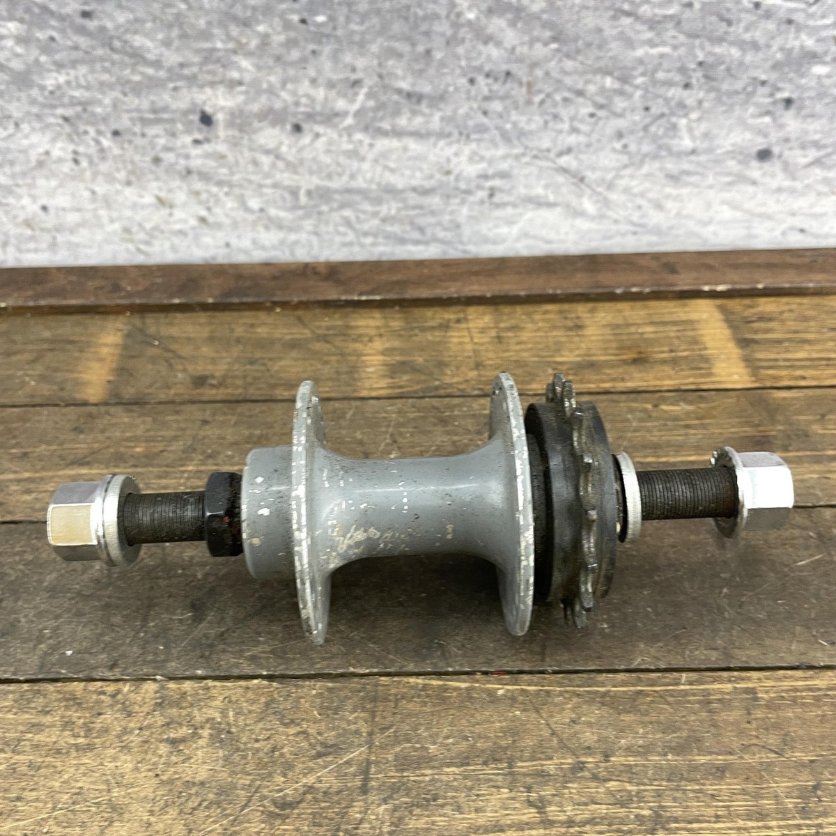 BMX Rear Hub 48h 48 14 mm Axle Freewheel Nutted Axle 110mm OLD
