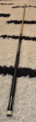 Players C705 Pool Cue  White/Black Diamond Inlay, with Q Claw and Case