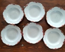 Servizio piatti 6 fondi,2 piani, insalatiera,piatti portata  ceramiche Galvani