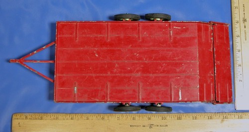Vintage ERTL Low Bed International Flatbed Trailer 1/16 Scale Red w/ white tires - Picture 11 of 11
