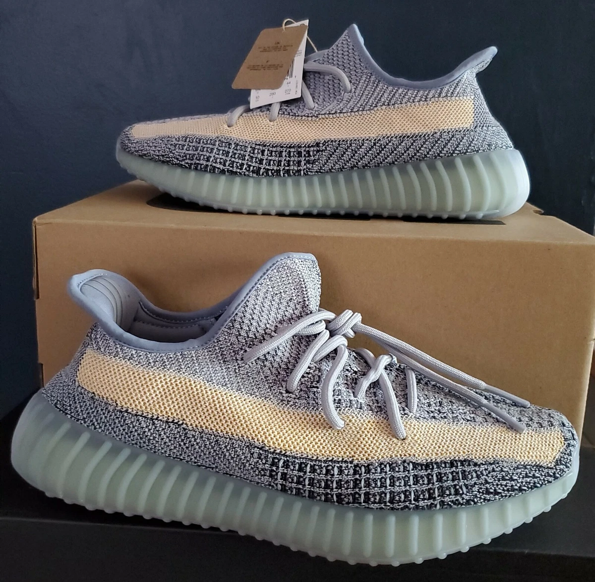 Yeezy hotsell 5 authentic