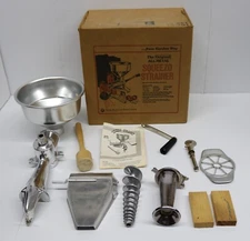 VINTAGE The Original All Metal Squeezo Strainer by Garden Way w/ Orig Box 