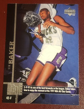 1997 Upper Deck Game Dated Silver #69 Vin Baker F Milwaukee Bucks   **40% OFF 2+