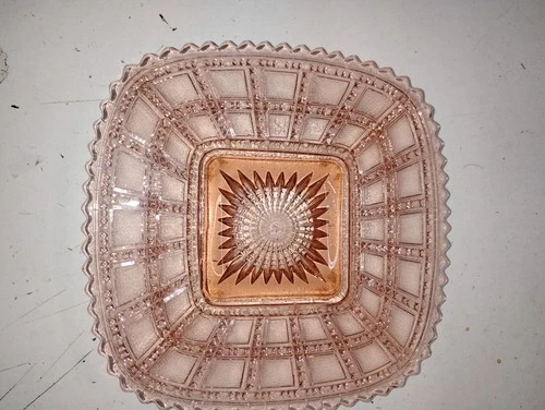 Vtg. 1930’s Imperial Glass Pink Depression Glasss Beaded Block 7 3/4” Plate