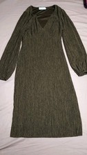 Beautiful All in Favor Olive Crinkle Sheath Midi Dress V-Neck Bishop Sleeve 