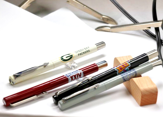 PARKER VECTOR ROLLRBALL PEN LOT     ALL NFL RELATED  3 SUPER BOWLS