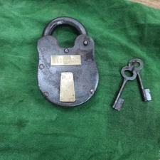 B&O Padlock And Key Vintage