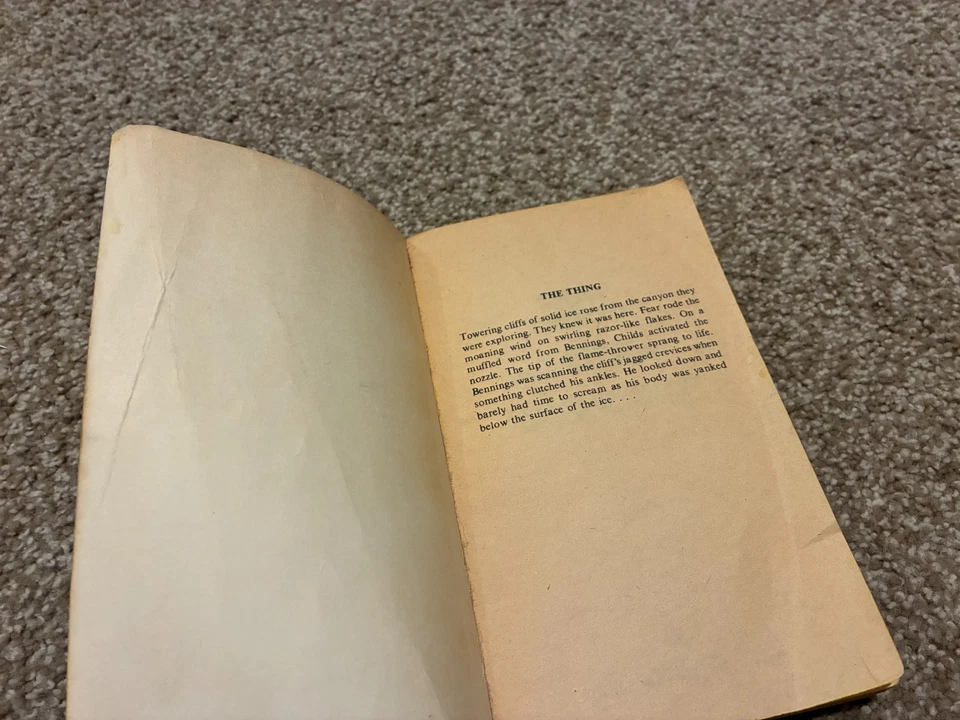 THE THING - ALAN DEAN FOSTER - RARE 1982 PB 1ST PRINTING BANTAM - CARPENTER!! - Image 3 of 4