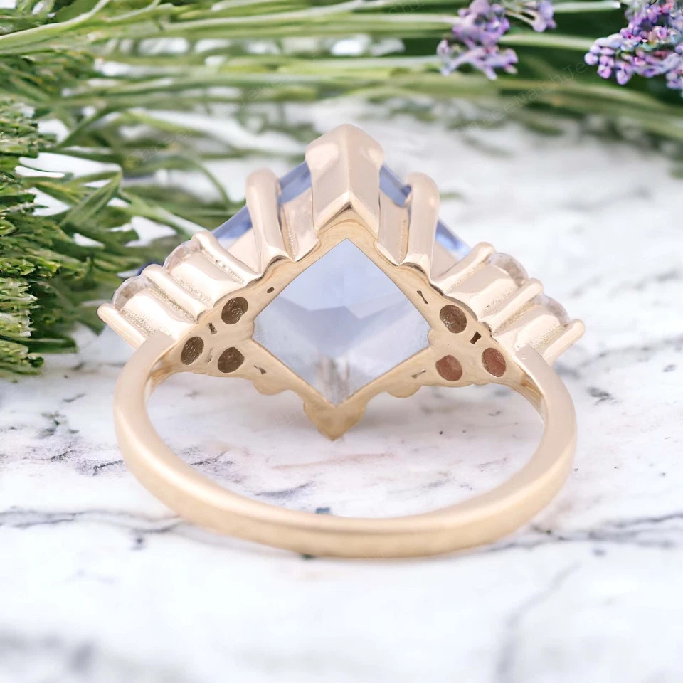 14k Yellow Gold 7MM Princess Cut Natural Lavender Sapphire Cubic Zirconia Ring - Image 4 of 4