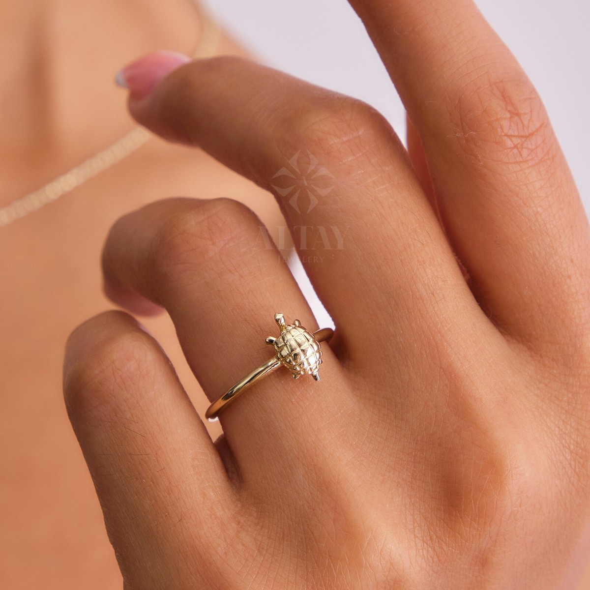 14K Gold Turtle Ring, Gold Sea Turtle Band, Tortoise Stackable Ring, Caretta