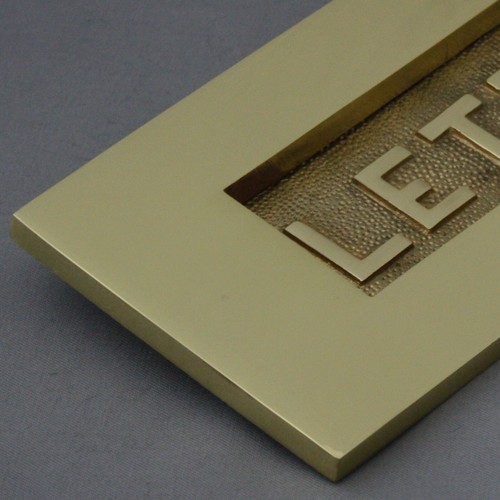 Boîte aux lettres « lettres » en laiton - Photo 2 sur 4