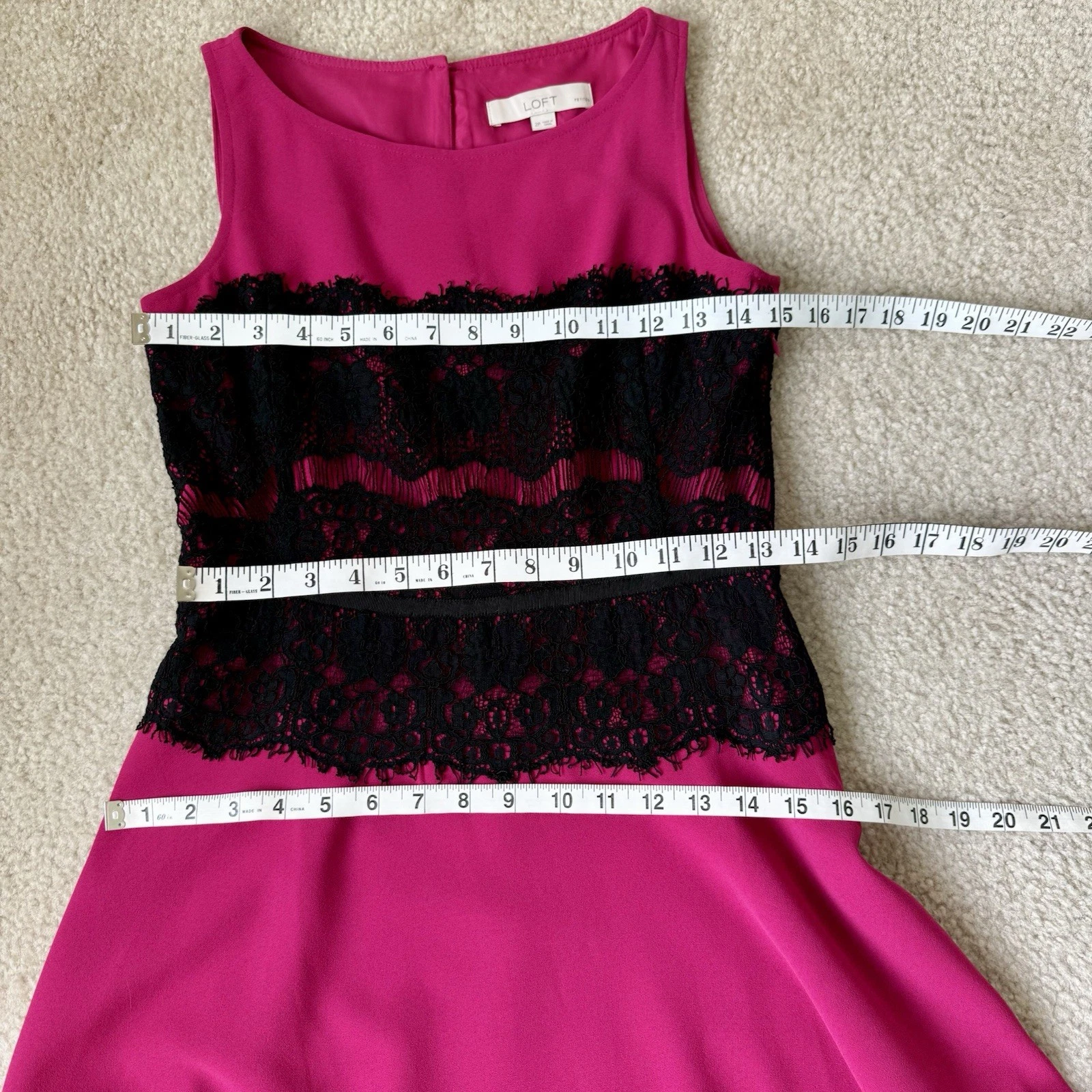 VETEMENTS Abito svasato e aderente con dettagli in pizzo senza maniche LOFT Petites TG. 2P