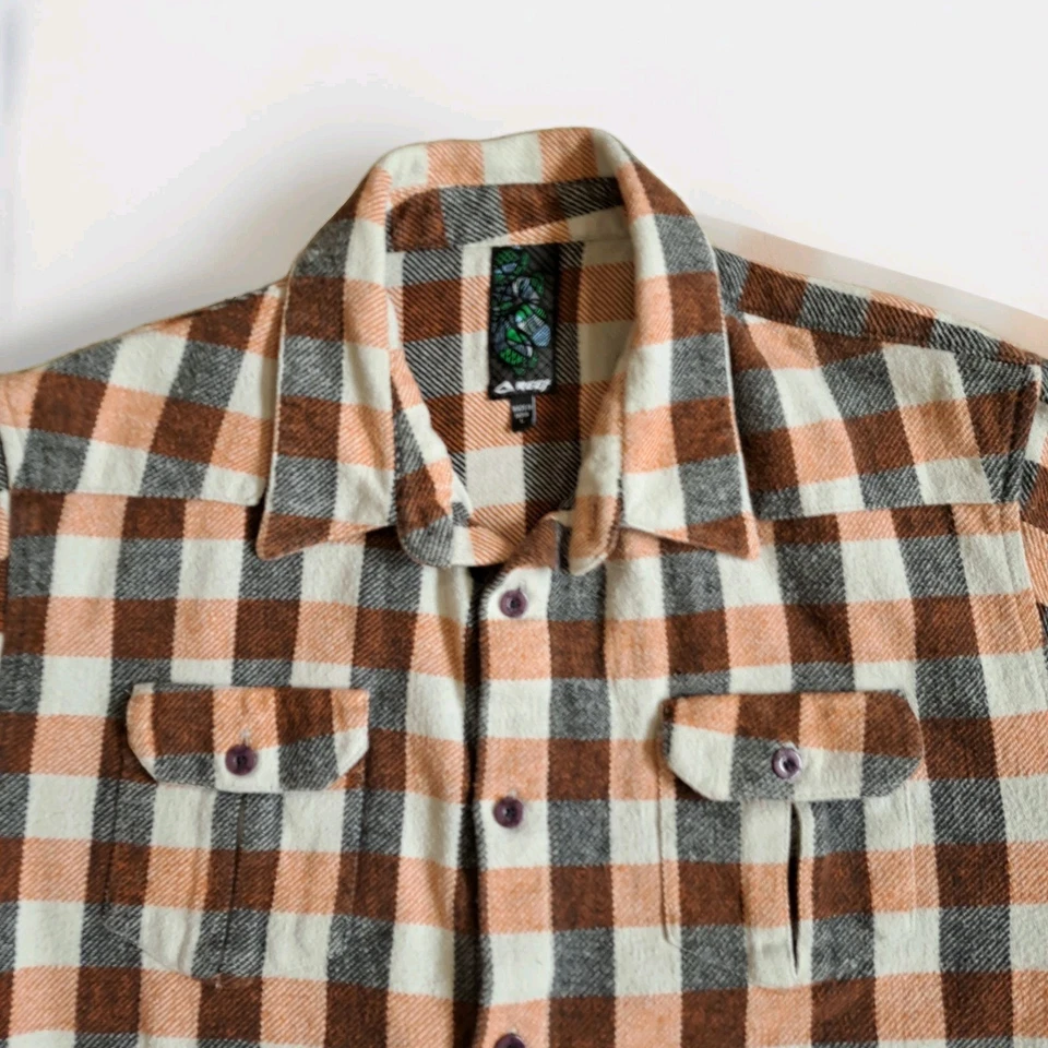 Reef Men’s Large Plaid Heavy Flannel Shirt Brown Long Sleeve Button Front - Image 2 of 4