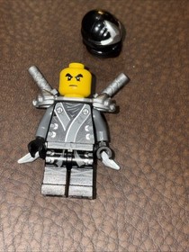 LEGO 2013 NINJAGO Minifigure Cole Final Battle With Weapon 70502 Genuine New
