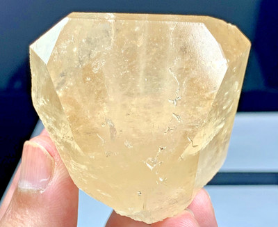 TOPAZ Natural Big COMPLETE CRYSTAL - 230 Grams - from SKARDU PAKISTAN