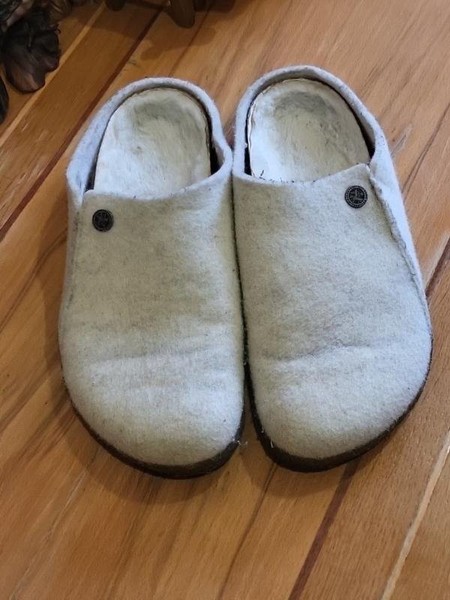 Men Birkenstock Slippers White Fur 42