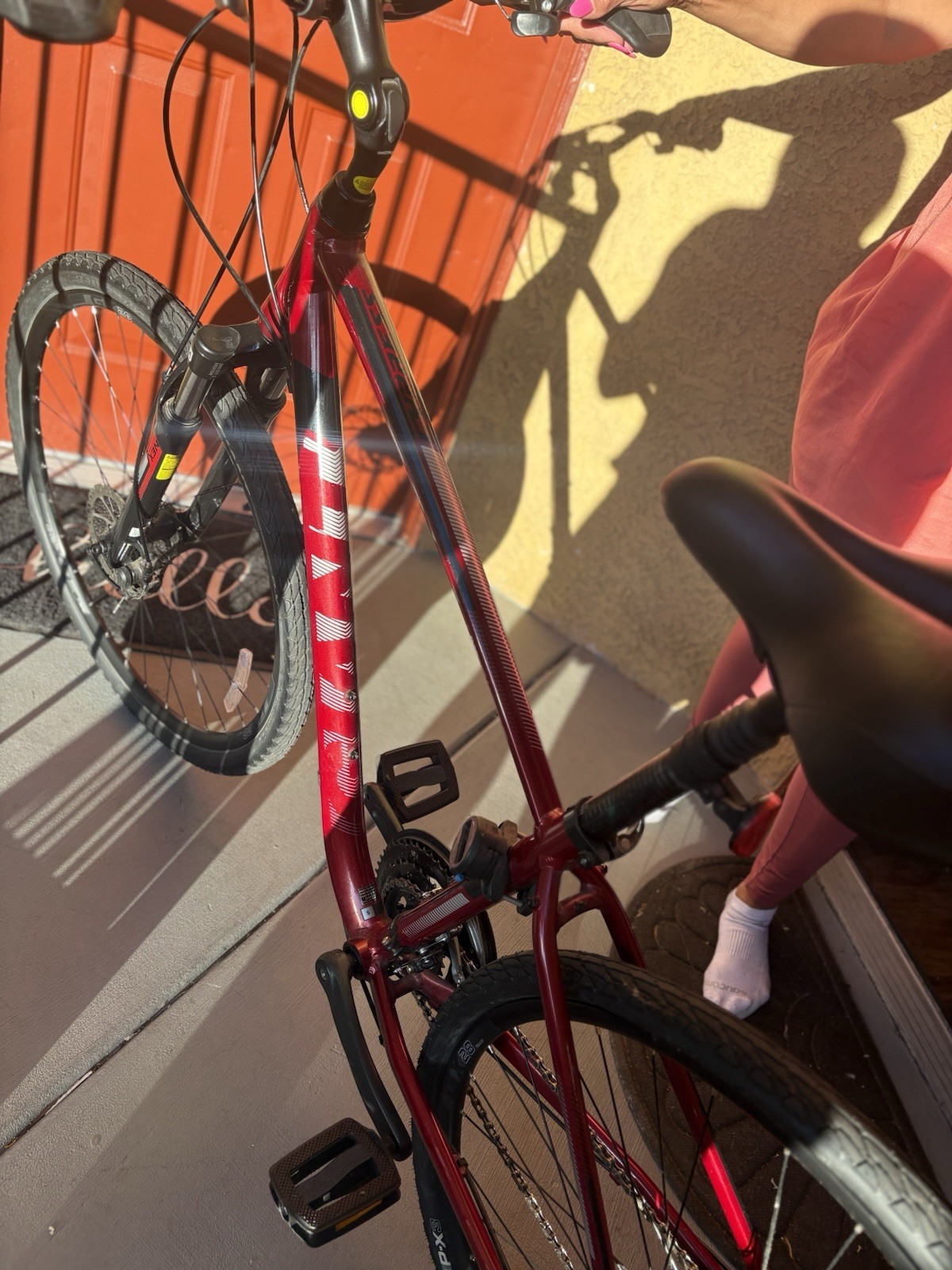 Giant Cypress 2 NEX Series Hybrid Bike Red Small Frame 28in Wheels Disc Brake 