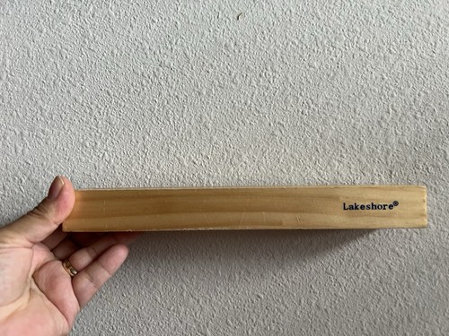 Drewniany stojak na ławkę piosenek LAKESHORE KOLEKCJA SZTUKA ZAMIENNA - Zdjęcie 4 z 5