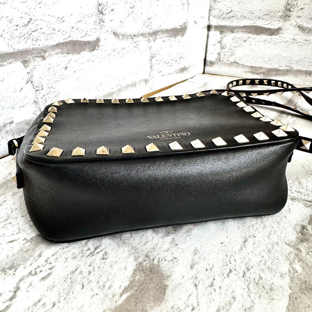 Valentino Garavani Rockstud Shoulder Bag Black Leather Excellent Condition Japa thumbnail 6