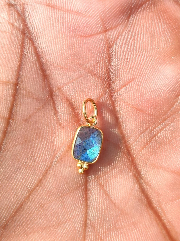 Natural Labradorite 18K Solid Gold Charm Handmade Necklace Charm Pendant - Image 2 of 3