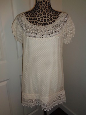 MAX STUDIO $78 Ivory Lace Contrast Trim Tunic Lined Top Size S NWT
