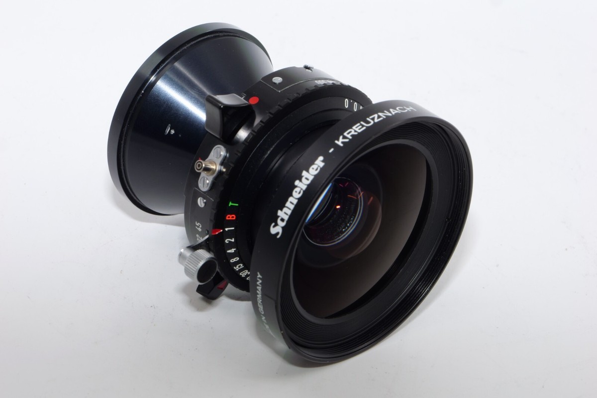 Schneider 90mm f8 Super Angulon MC 4x5 W. A. Lens in Copal