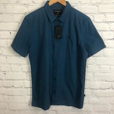 Quicksilver Shirt Button Front Collared 100 Cotton Regular Fit Size Small NWT