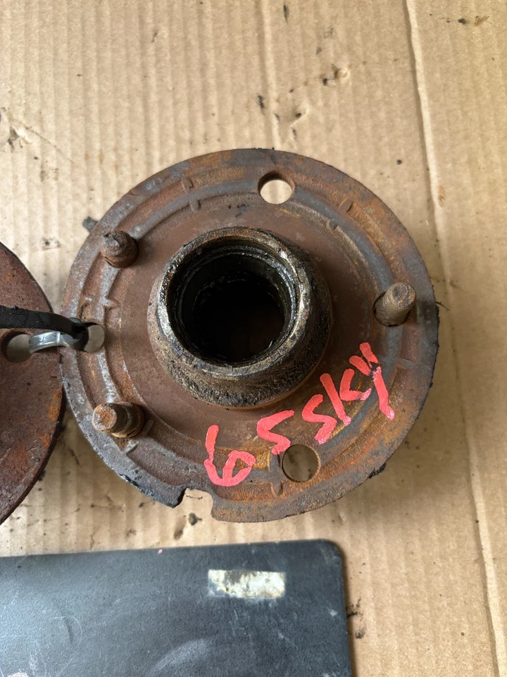 1964 65 1969 1968 Skylark GTO GS CAMARO OEM tambor delantero freno cubo bujes 66 Foto 4 de 4