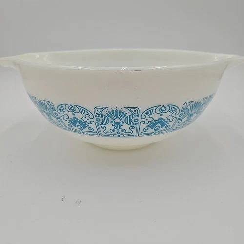 Vintage Pyrex Horizon Blue Cinderella Bowl 2.5 Quart 443 Mixing Nesting USA Made