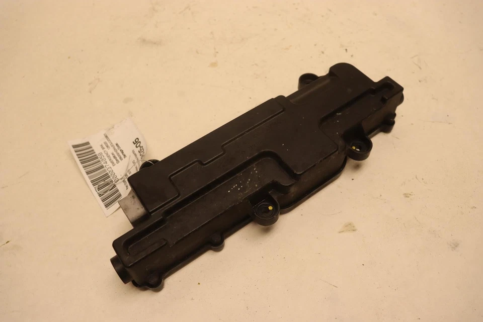 2017-2020 GENESIS G80 REAR EMERGENCY PARKING BRAKE ACTUATOR MOTOR OEM - Image 3 of 4