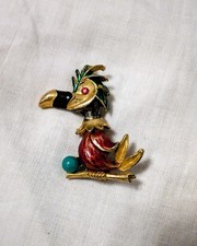 Vintage Bird of Paradise Brooch 14cm Goldtone .