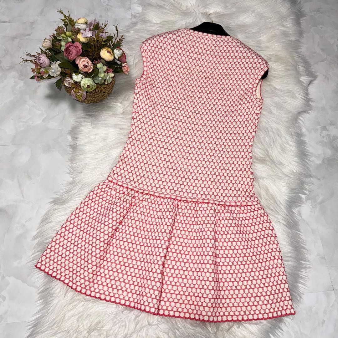 CHANEL Authentic Decorated Honeycombsleeveless Dr… - image 1