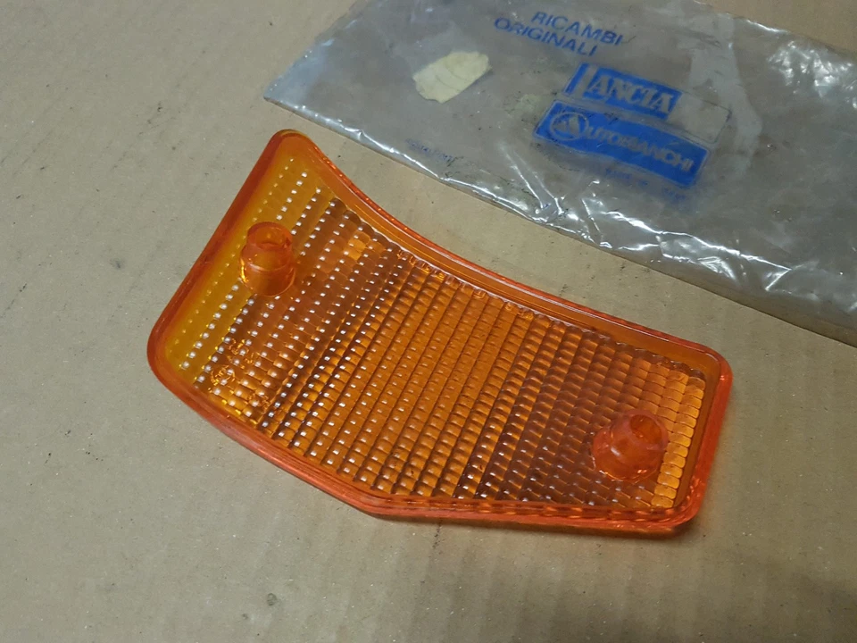 NEU ORIG FIAT Autobianchi A112 Blinker Glas Blinkleuchte Blinklicht vorne RECHTS - Bild 3 von 4
