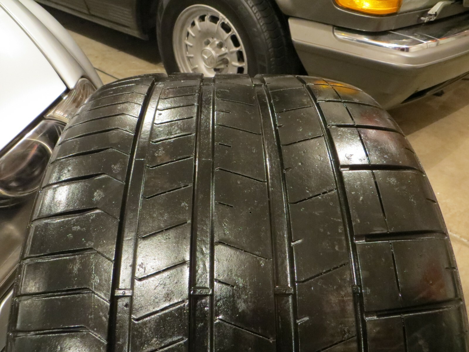 ALMOST NEW 1 ONE PIRELLI P ZERO PZ4 L LAMBORGHINI 355/25ZR21 107Y 355 25 21 2173