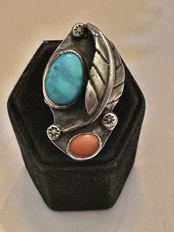 VTG. Sterling Silver Turquoise Coral Ladies Navajo Feather Ring Size 4.5 11.2g