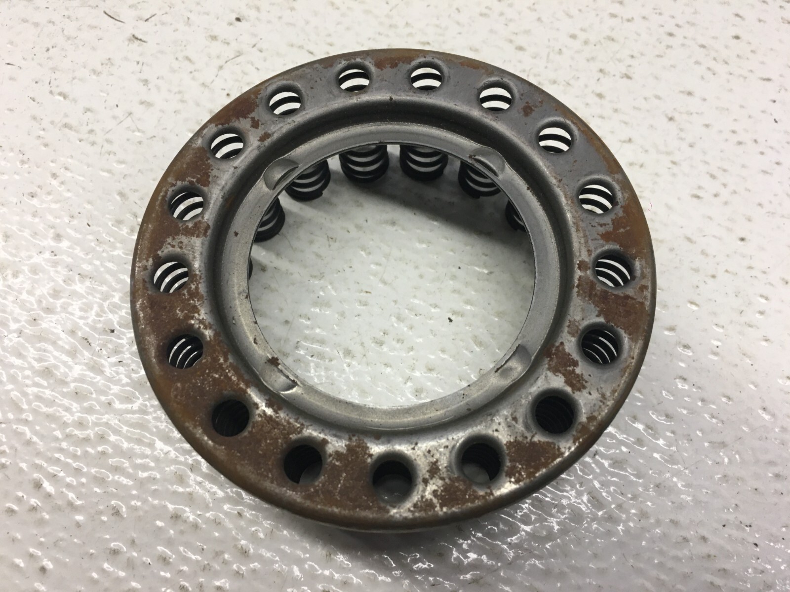 NOS 1969-1984 GM Transmission Clutch Seat w/ Springs 6260382 | eBay