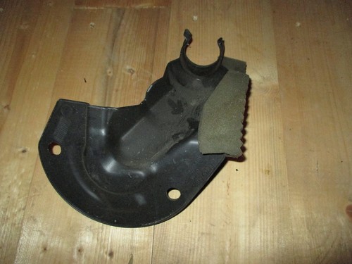 Abdeckung Lenkgetriebe Kreuzgelenk Passat 35i 357419522