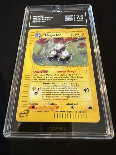 Magneton H18/H32 Skyridge Holo 2003 TAG 7.5 Near MINT +