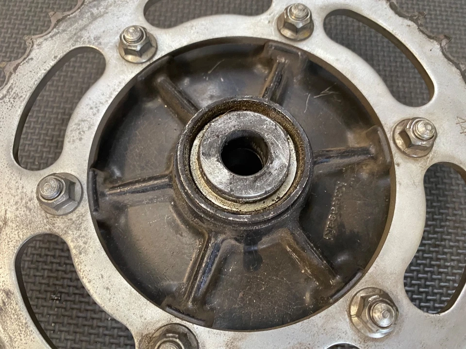 Cubo de roda dentada traseira 1985 - 2005 Kawasaki KLR 250 KLR250 42033-1111 - Imagem 2 de 4