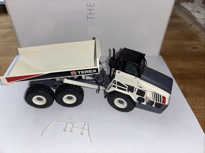 TEREX  TA 40  Muldenkipper  - NZG Modell 1:50 - No.  681 Baufahrzeug