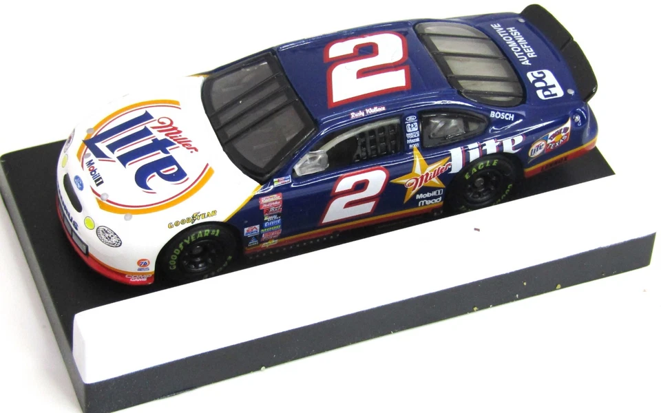 Ford Taurus 1999 Rusty Wallace #2 Miller Lite fiel a Texas escala 1:64 NASCAR Foto 2 de 4