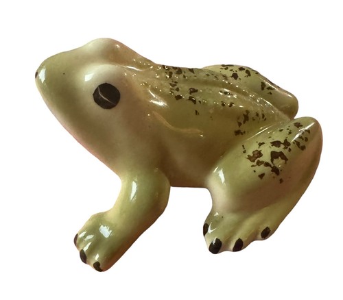 Vintage Cool Green Frog w/Spots Garden/Home Decor Figurine - Signed By Artist