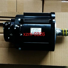 1PC YASKAWA SGMGV-20ADA61 SERVO MOTOR SGMGV20ADA61 EXPEDITED SHIPPING