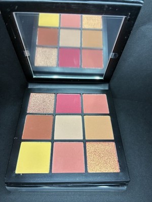 HUDA BEAUTY Coral Obsessions Eyeshadow Palette - Discontinued New In Slipcase