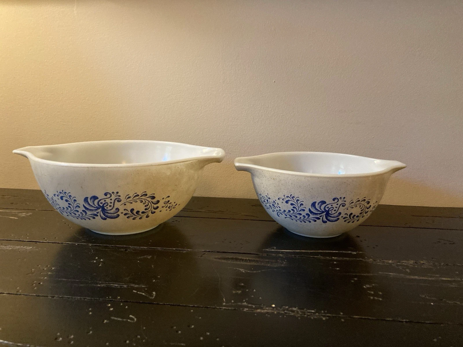 Pyrex 1970's Homestead Cinderella Mixing Bowl Set Tan Blue 441,442 CorningNY USA
